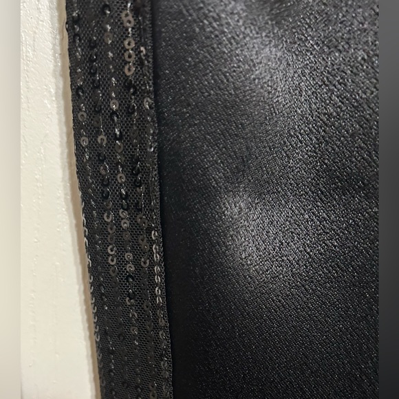 Halogen Satin Side Sequined Joggers Black Size Large NWT - Picture 3 of 5